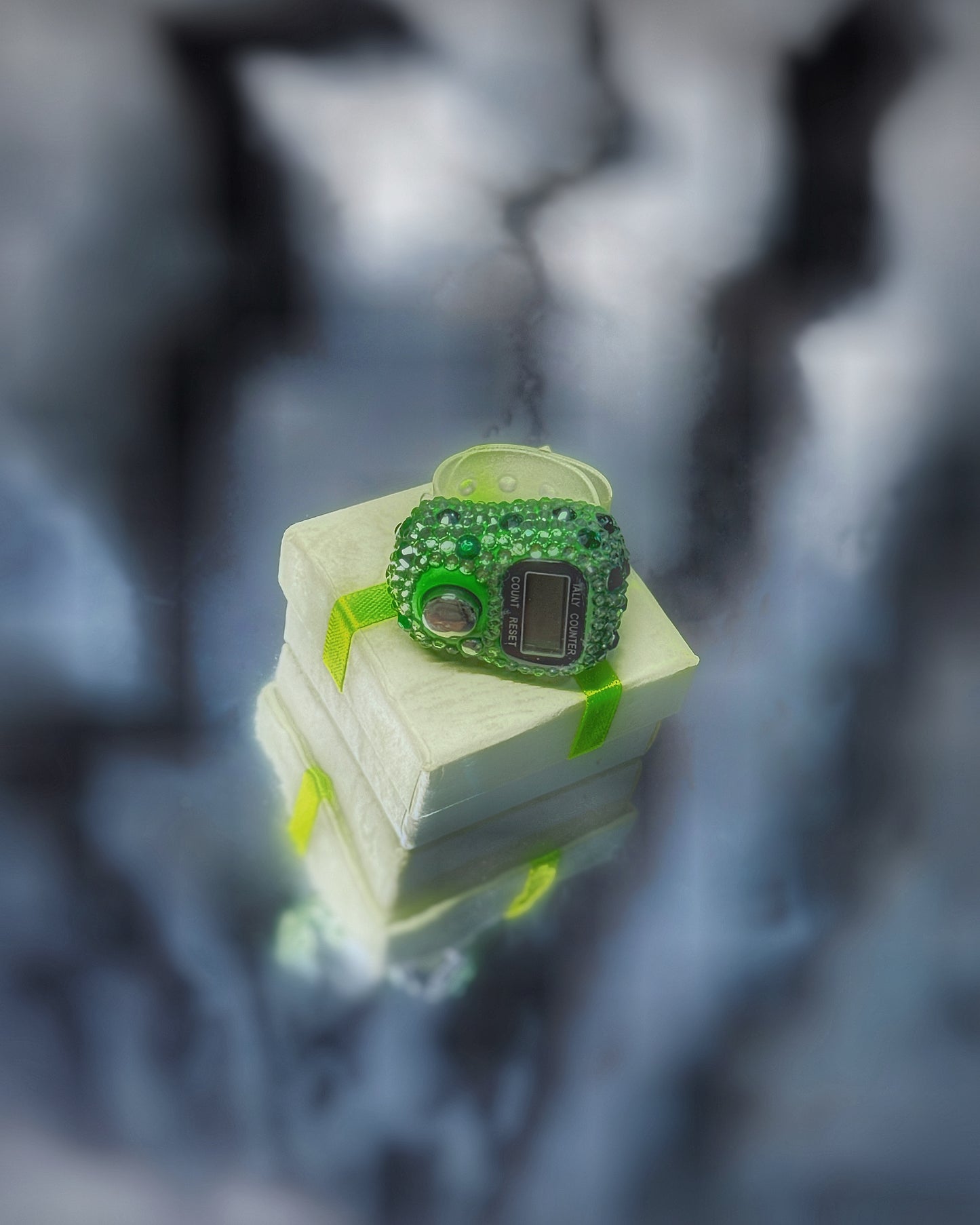 Emerald Grace – Green Digital Jaap Mala Counter for Mantra Chanting & Meditation